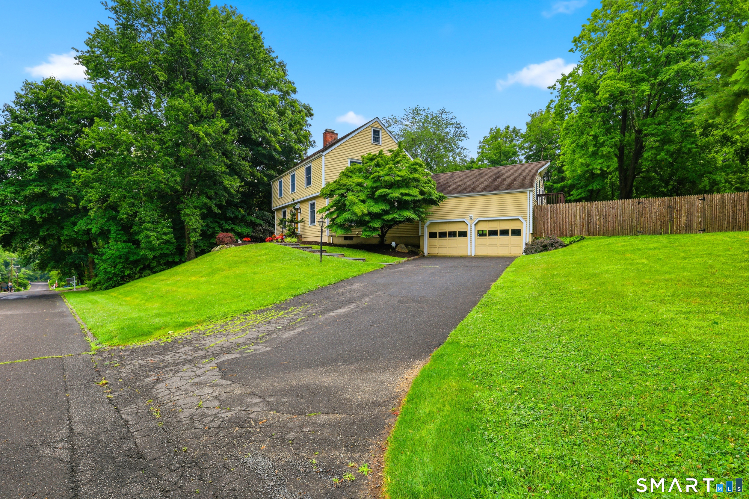 14 Woodchuck Lane Ridgefield, CT 06877 - Photo 37 of 39 Driveway to Garage