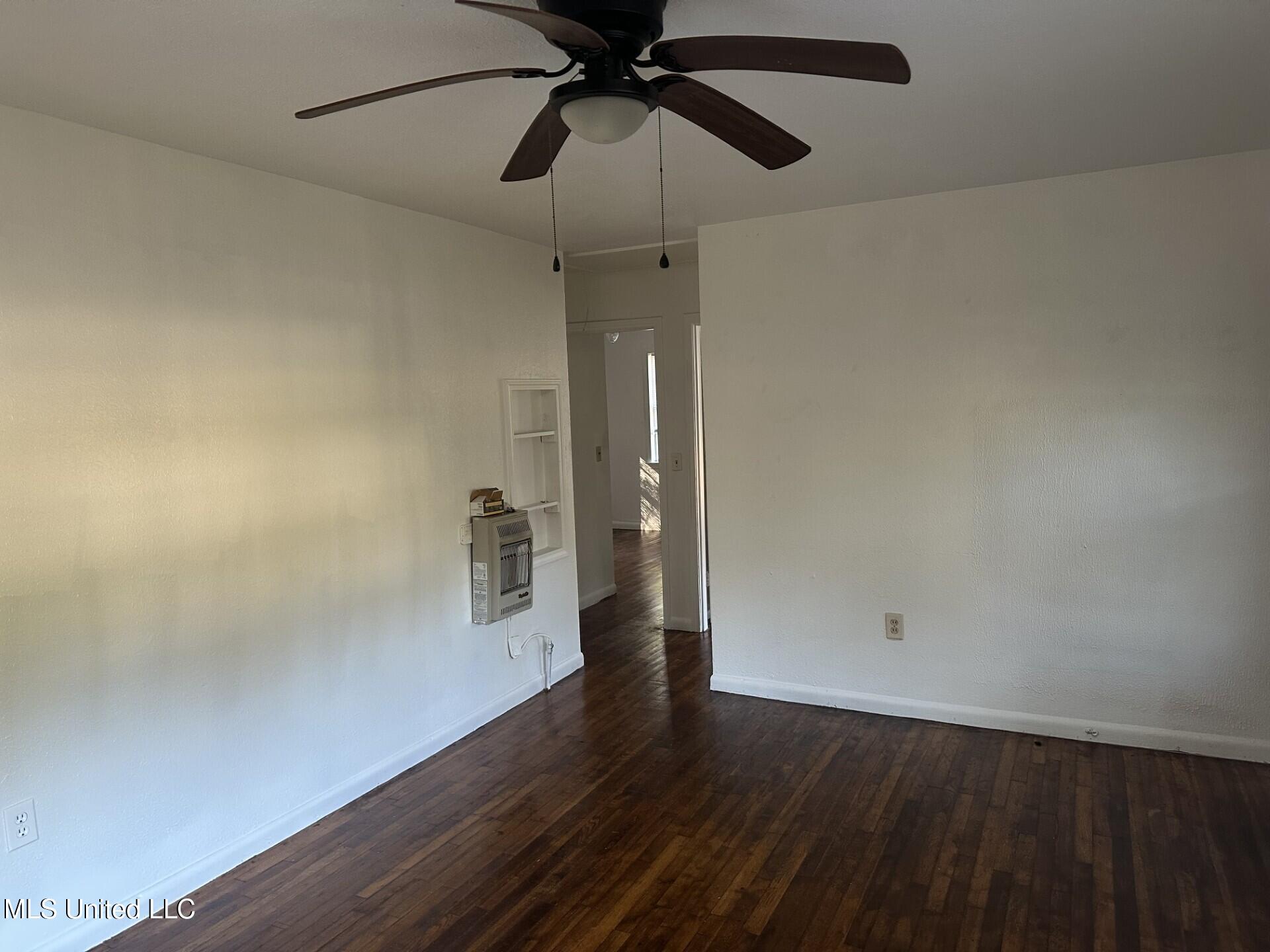 1002 Ave F McComb, MS 39648 - Photo 6 of 9 thumbnail_IMG_7811