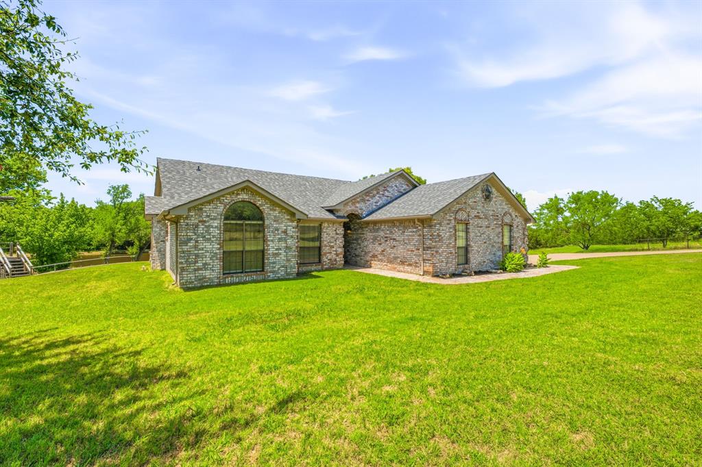 5500 Friendship Road Tolar, TX 76476 - Photo 6 of 40