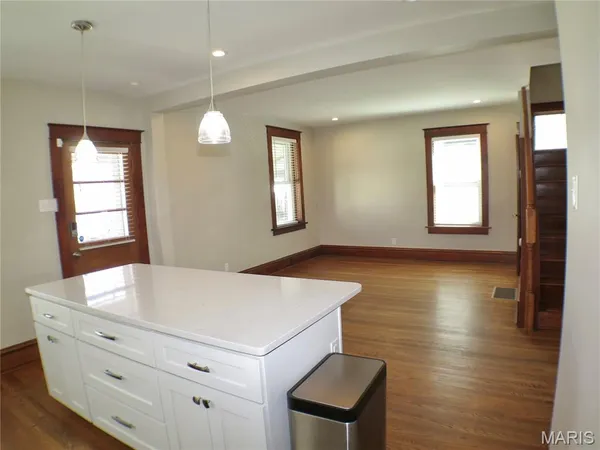 $499,900 | 5323 Bischoff Avenue, St. Louis, MO 63110