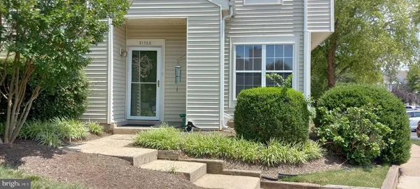 $2,750 | 21766 Marigold Circle, Sterling, VA 20164