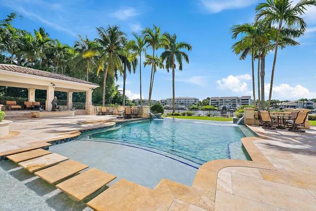 $27,900,000 | 2330 Seven Oaks Lane, Palm Beach Gardens, FL 33410