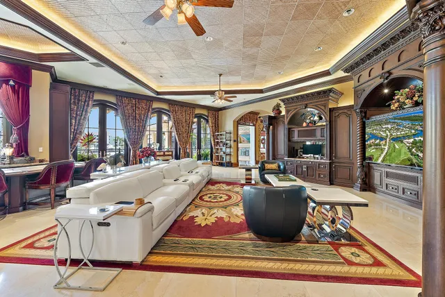 $27,900,000 | 2330 Seven Oaks Lane, Palm Beach Gardens, FL 33410