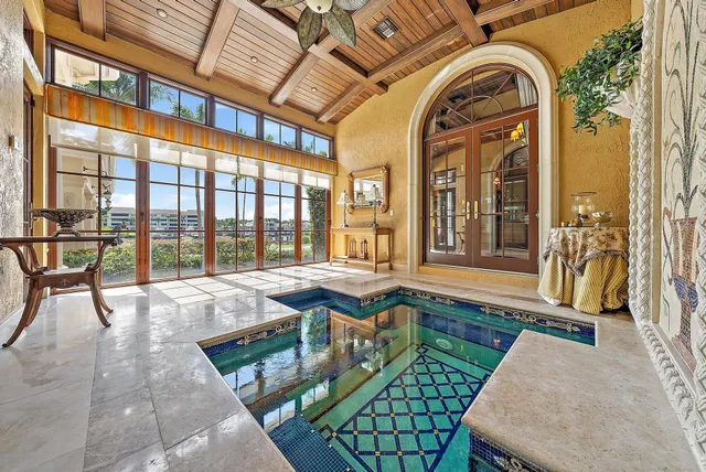 $27,900,000 | 2330 Seven Oaks Lane, Palm Beach Gardens, FL 33410