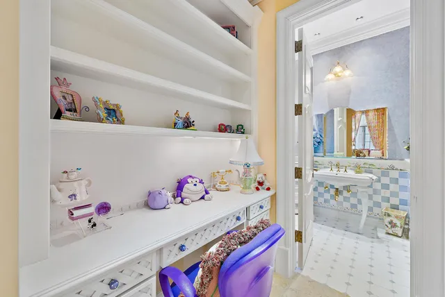 $27,900,000 | 2330 Seven Oaks Lane, Palm Beach Gardens, FL 33410