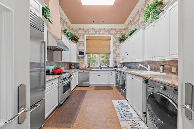 $27,900,000 | 2330 Seven Oaks Lane, Palm Beach Gardens, FL 33410