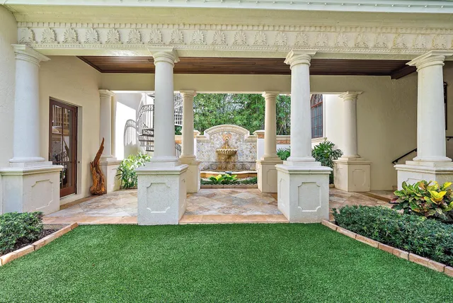 $27,900,000 | 2330 Seven Oaks Lane, Palm Beach Gardens, FL 33410