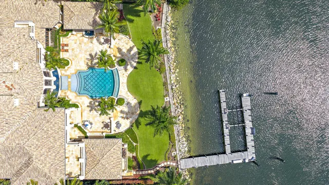 $27,900,000 | 2330 Seven Oaks Lane, Palm Beach Gardens, FL 33410