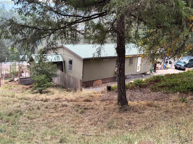 $250,000 | 123 Mountain View, Glide, OR 97443