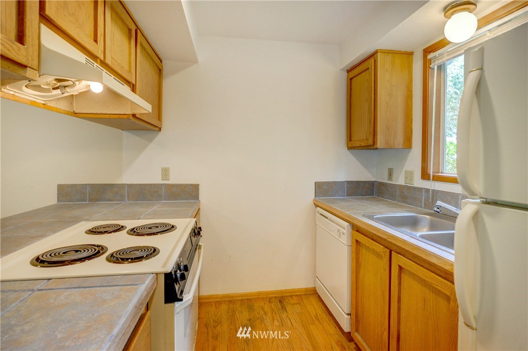 18910 Bothell Everett Highway, Unit C2 Bothell, WA 98012 - Photo 8 of 21 Gallery Image 8