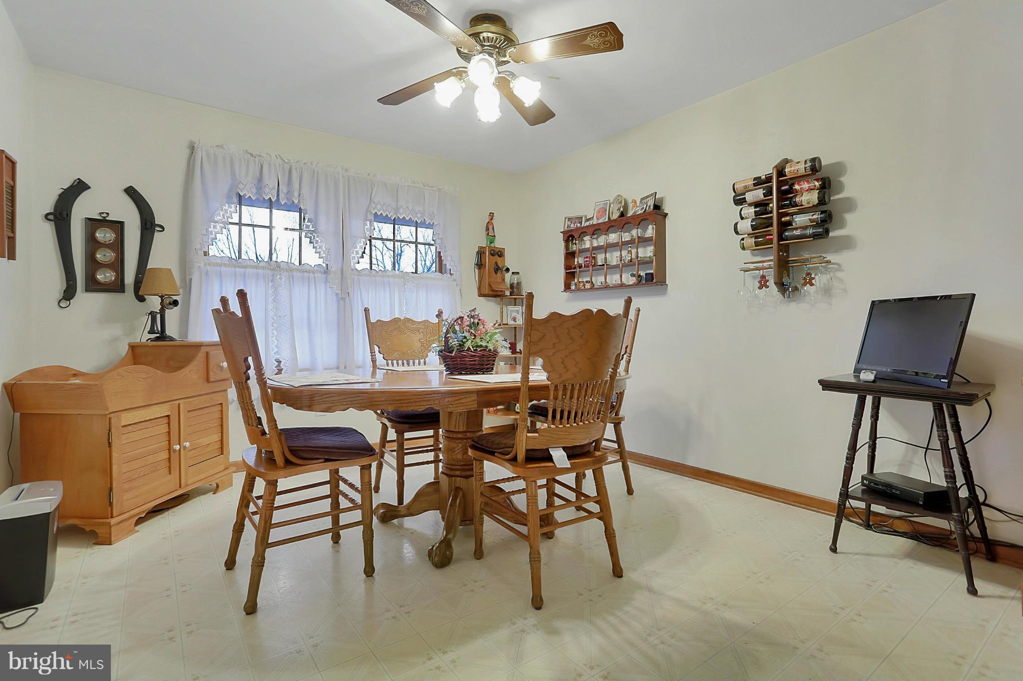 441 Bankard Road Westminster, MD 21158 - Photo 11 of 29 Kitchen