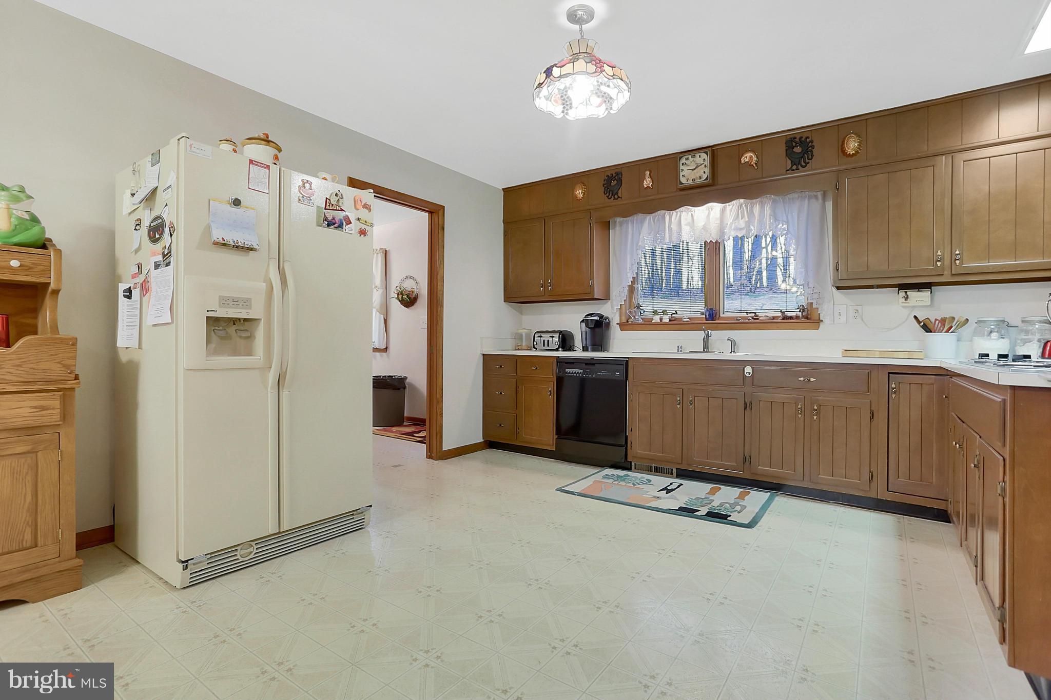 441 Bankard Road Westminster, MD 21158 - Photo 12 of 29 Kitchen