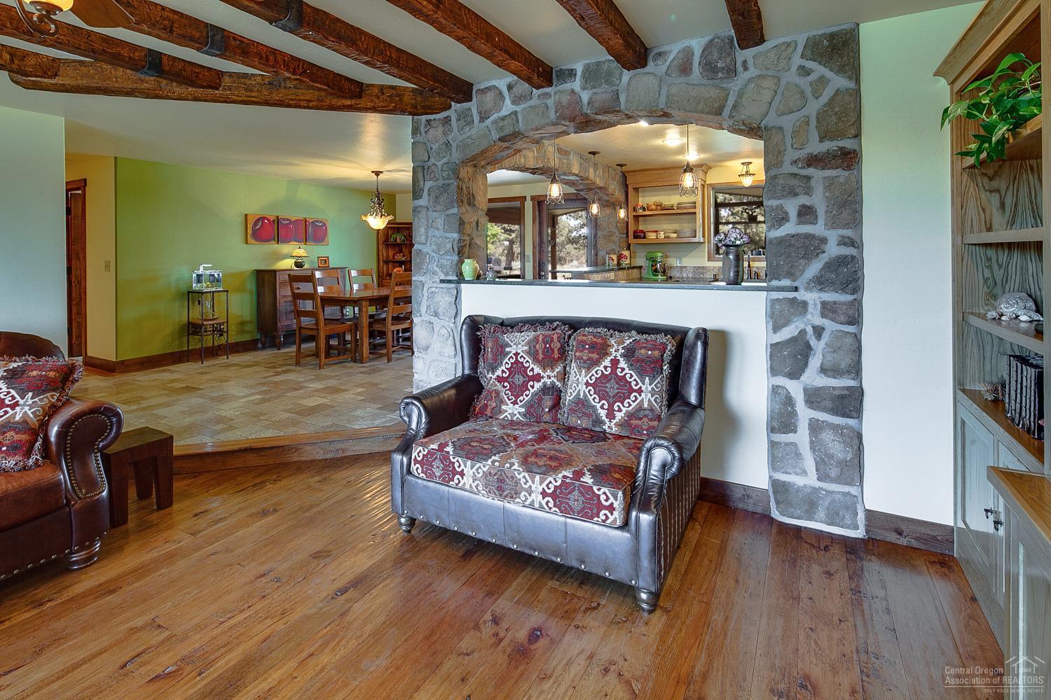 64696 McGrath Road Bend, OR 97701 - Photo 9 of 25 Additional Photo