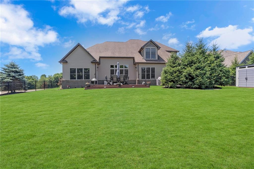 125 James Drive Beaver, PA 15009 - Photo 36 of 40 a front view of a house with garden