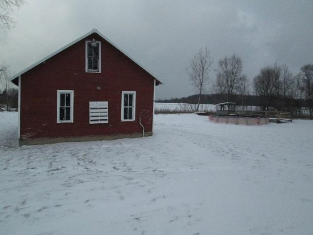 1835 Lynch Road Benton Harbor, MI 49022 - Photo 26 of 32 IMG_7544