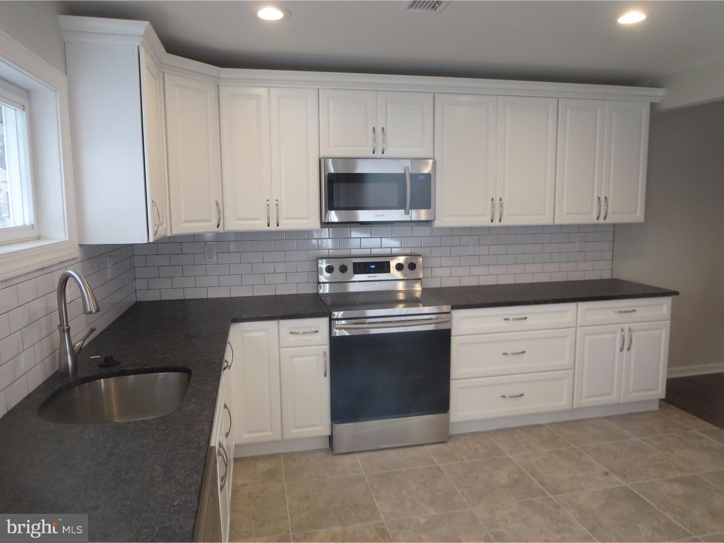 51 Spicebush Road Levittown, PA 19056 - Photo 8 of 25 Kitchen