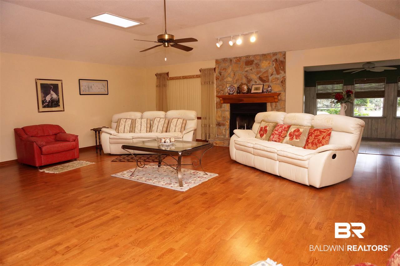 128 Wild Oak Drive Daphne, AL 36526 - Photo 3 of 36