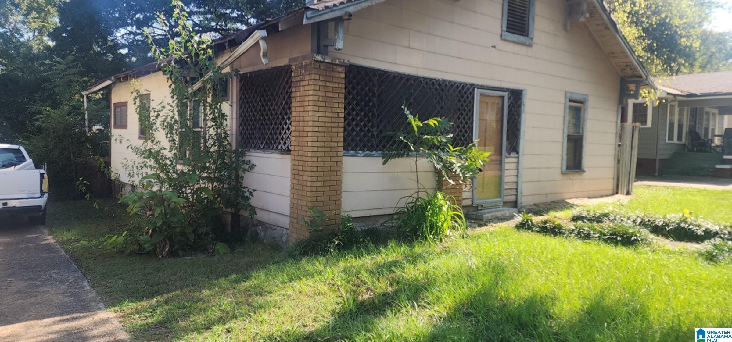 1245 15th Street Southwest Birmingham, AL 35211 - Photo 3 of 35