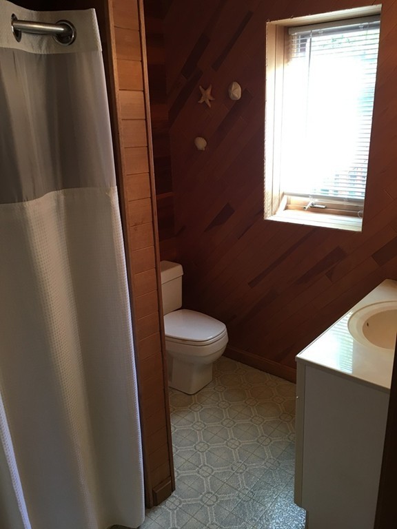 71 Line Road Reading, MA 01867 - Photo 19 of 24 Gallery Image 19