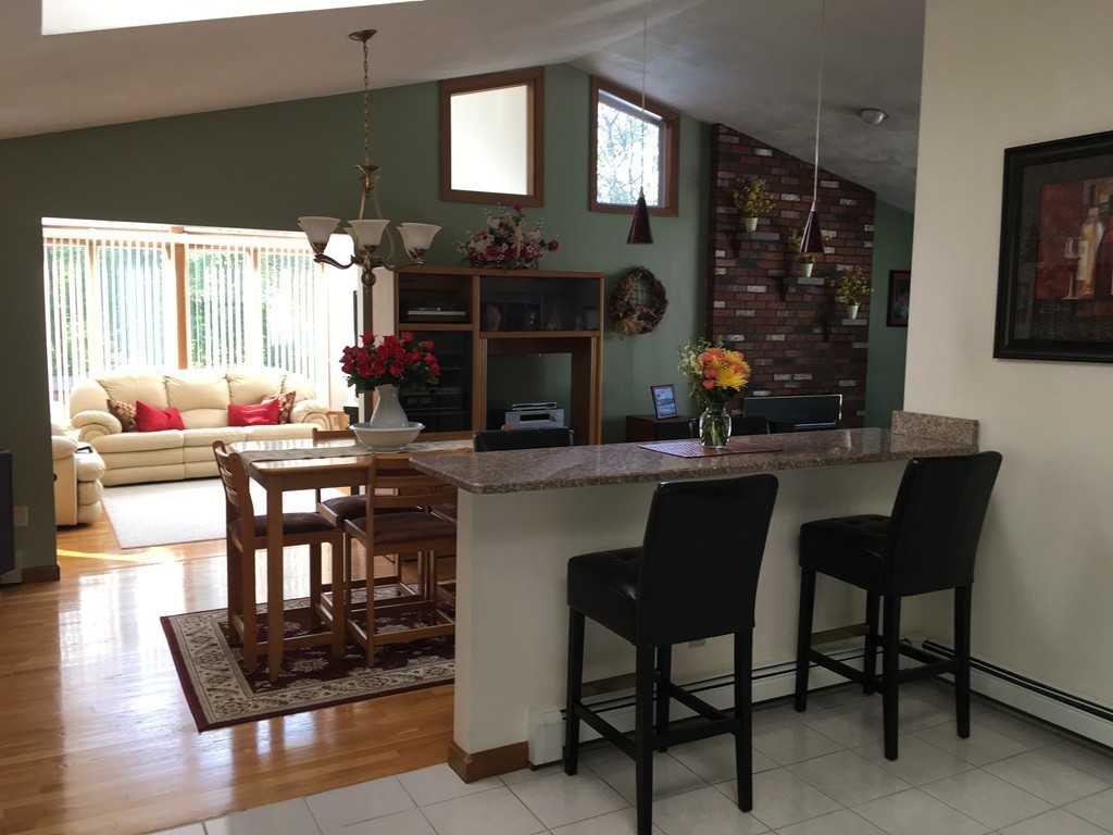 71 Line Road Reading, MA 01867 - Photo 9 of 24 Gallery Image 9