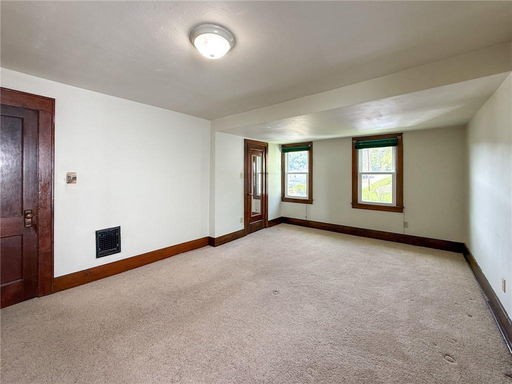 125 Washington Street Freeport, PA 16229 - Photo 25 of 48