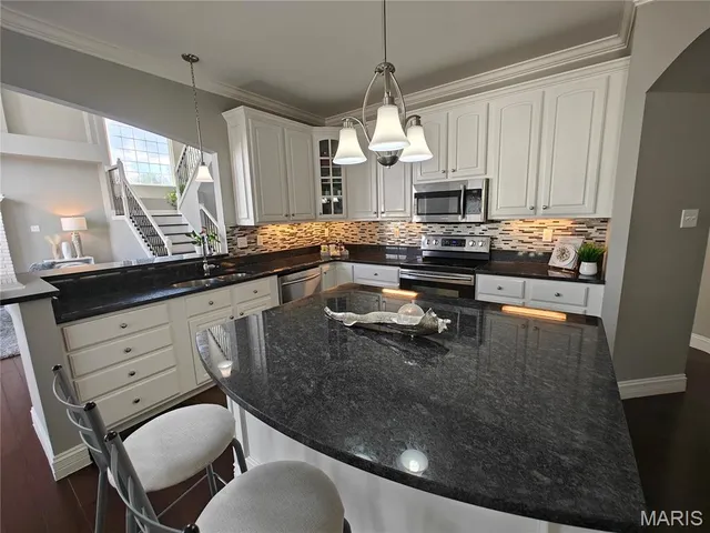 $629,000 | 987 Bentley Park Circle, O'Fallon, MO 63368