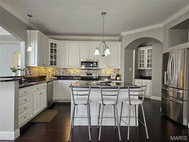 $629,000 | 987 Bentley Park Circle, O'Fallon, MO 63368