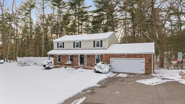 $874,900 | 8 Ridgefield Road, Norfolk, MA 02056