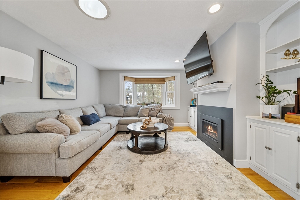 8 Ridgefield Road Norfolk, MA 02056 - Photo 13 of 42