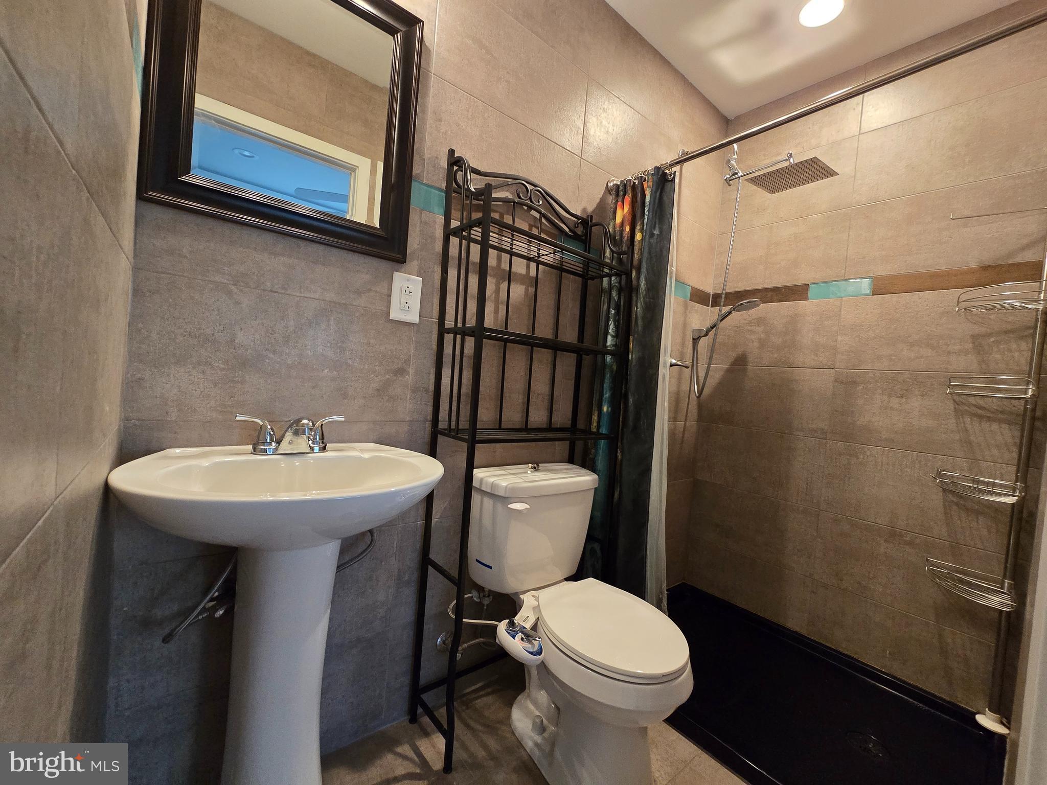 6605 Ross Street Philadelphia, PA 19119 - Photo 14 of 59