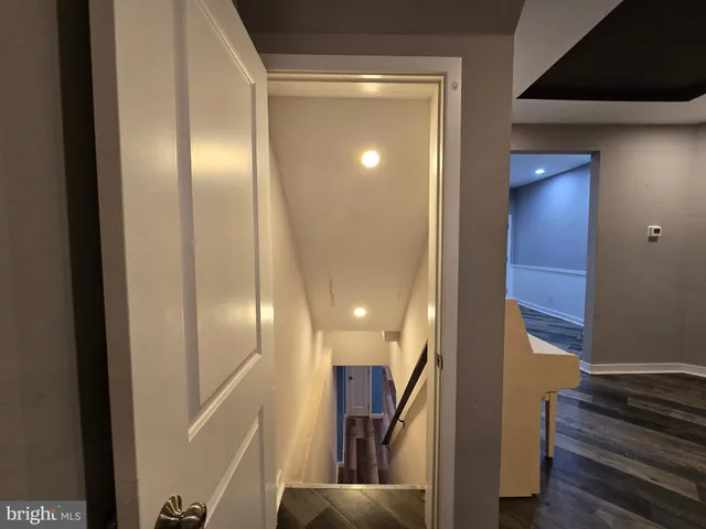 a view of livingroom with an empty space