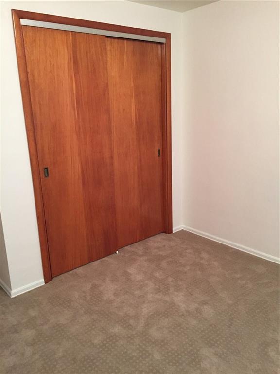 185 William Circle McKees Rocks, PA 15136 - Photo 6 of 13 Gallery Image 6