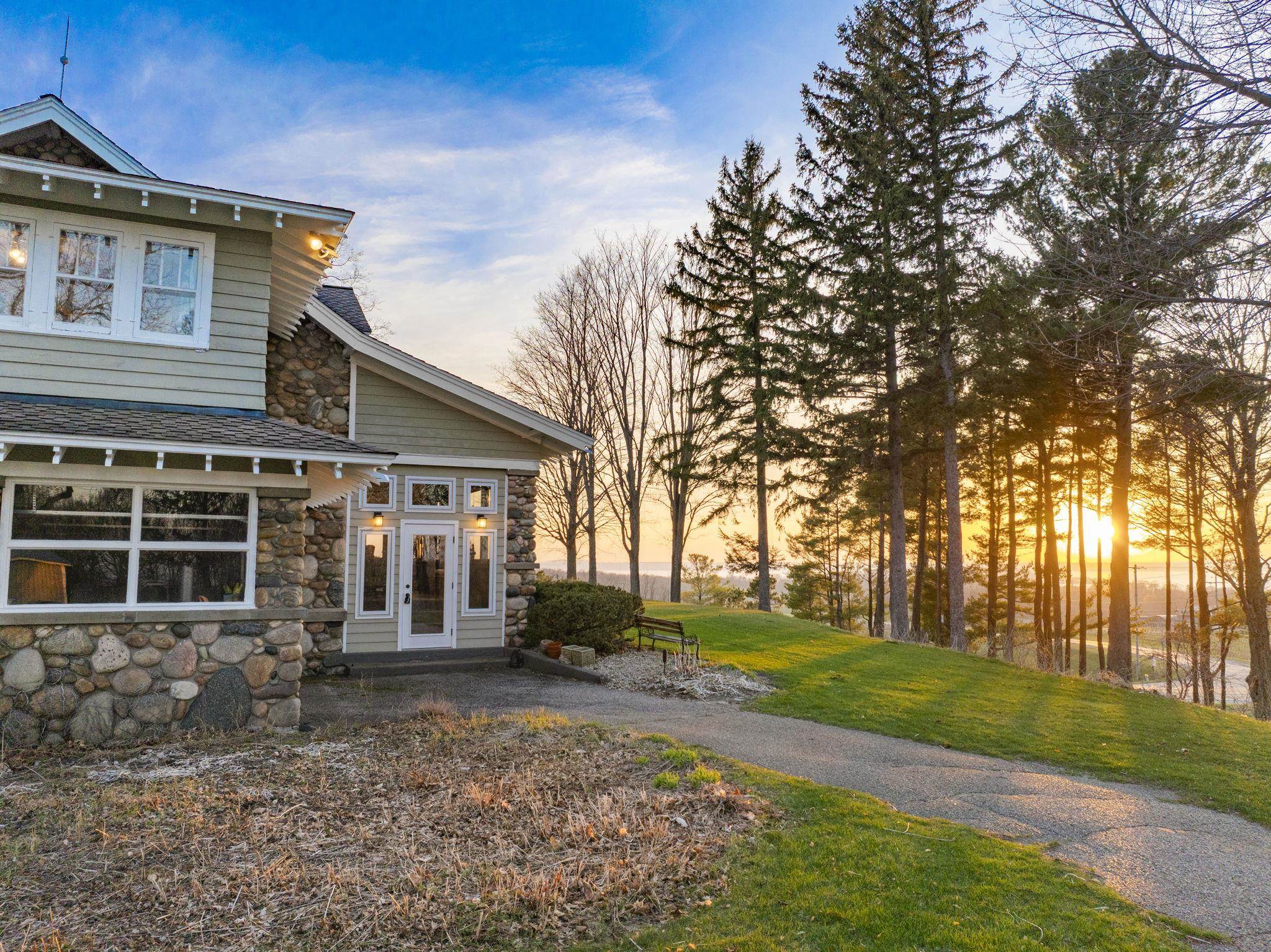 2770 Nelson Road Traverse City, MI 49686 - Photo 26 of 80