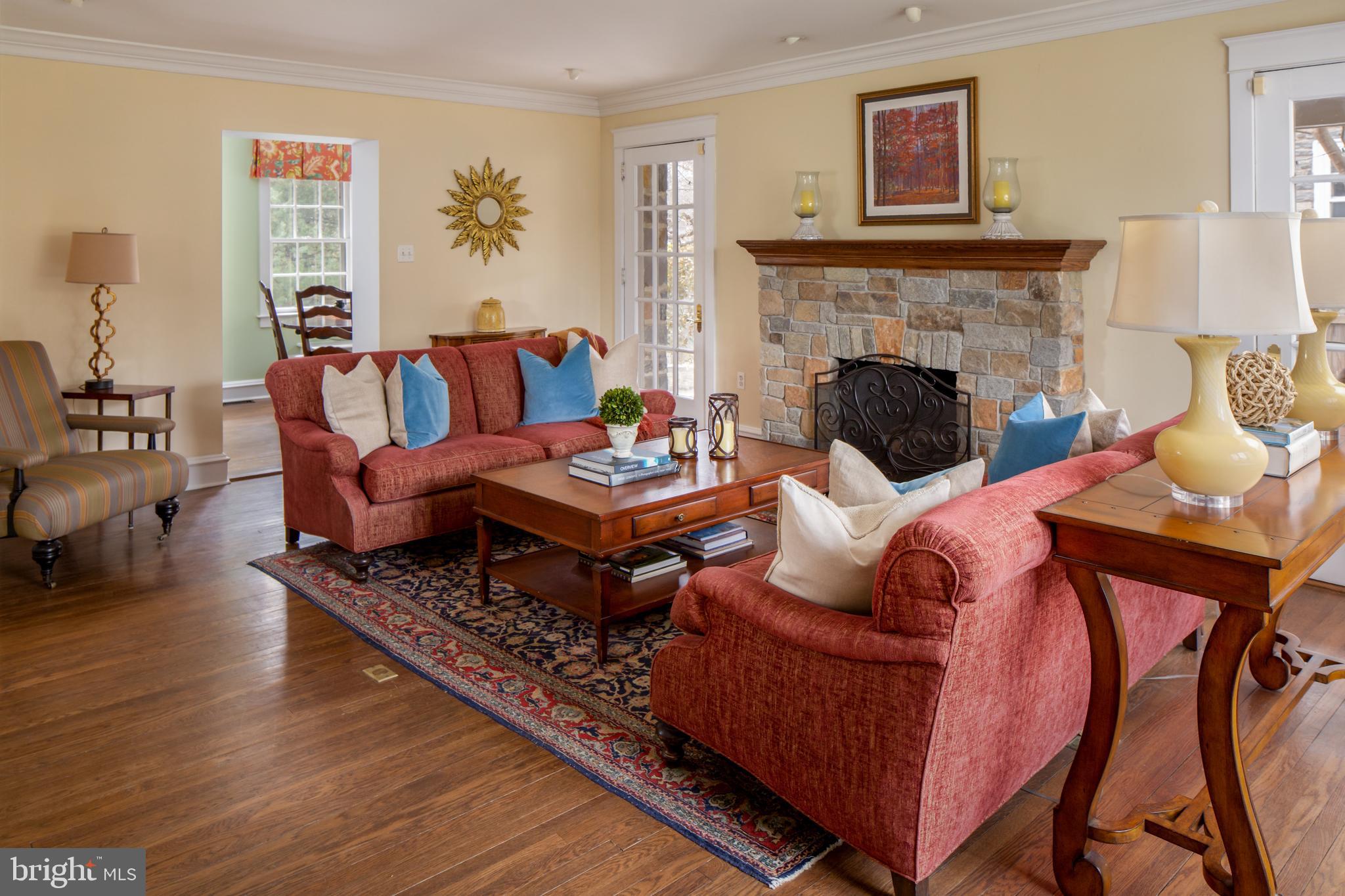 542 Hilaire Road Wayne, PA 19087 - Photo 5 of 38 Living Room.