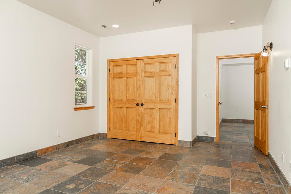 12959 Water Gap Road Williams, OR 97544 - Photo 14 of 51 14