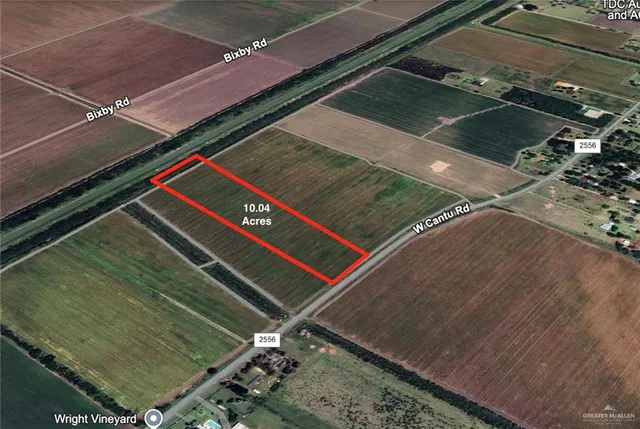 a view of a tennis court