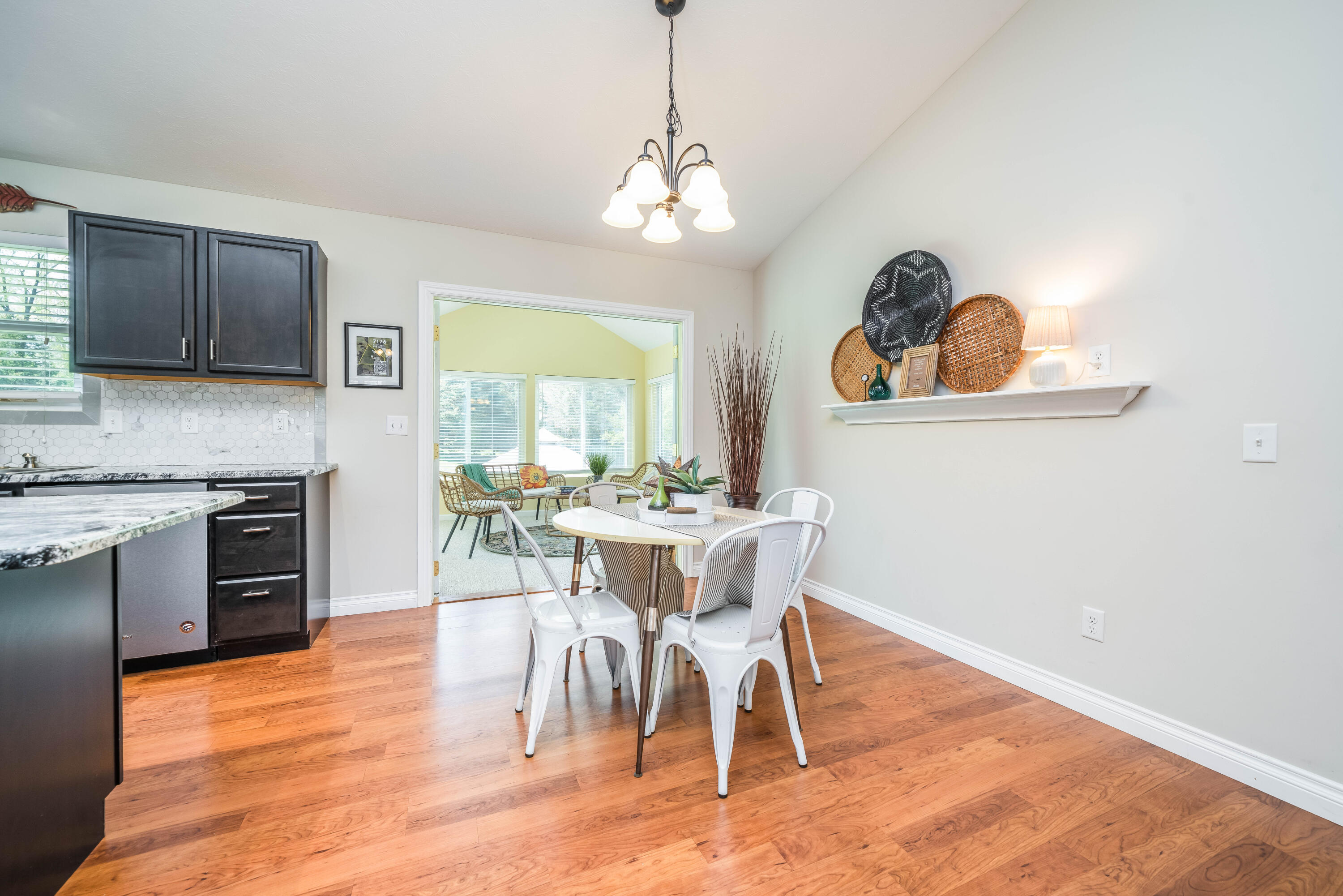 7176 Riesling Street Mattawan, MI 49071 - Photo 12 of 38 7176_Riesling_St_07