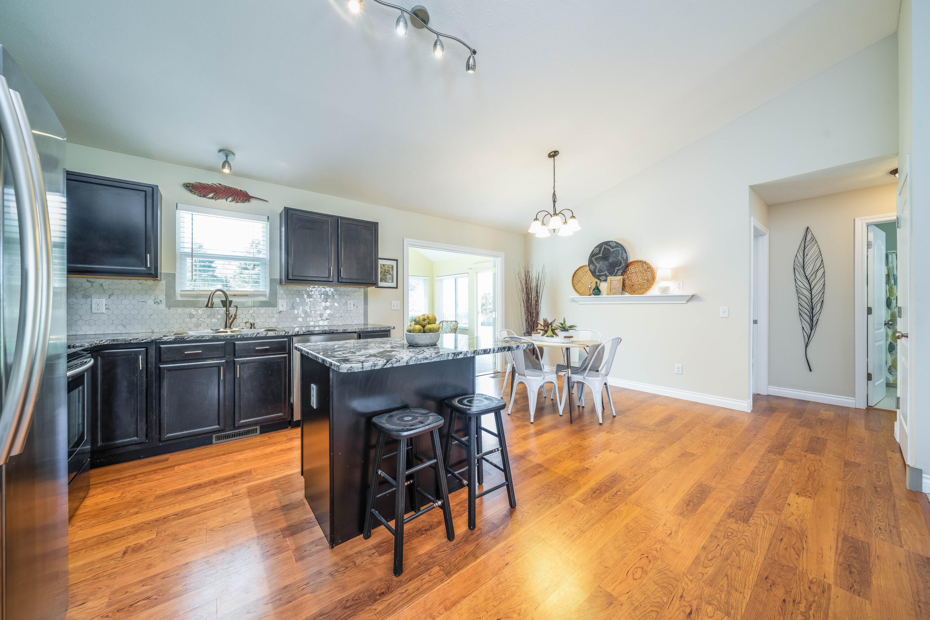 7176 Riesling Street Mattawan, MI 49071 - Photo 13 of 38 7176_Riesling_St_08