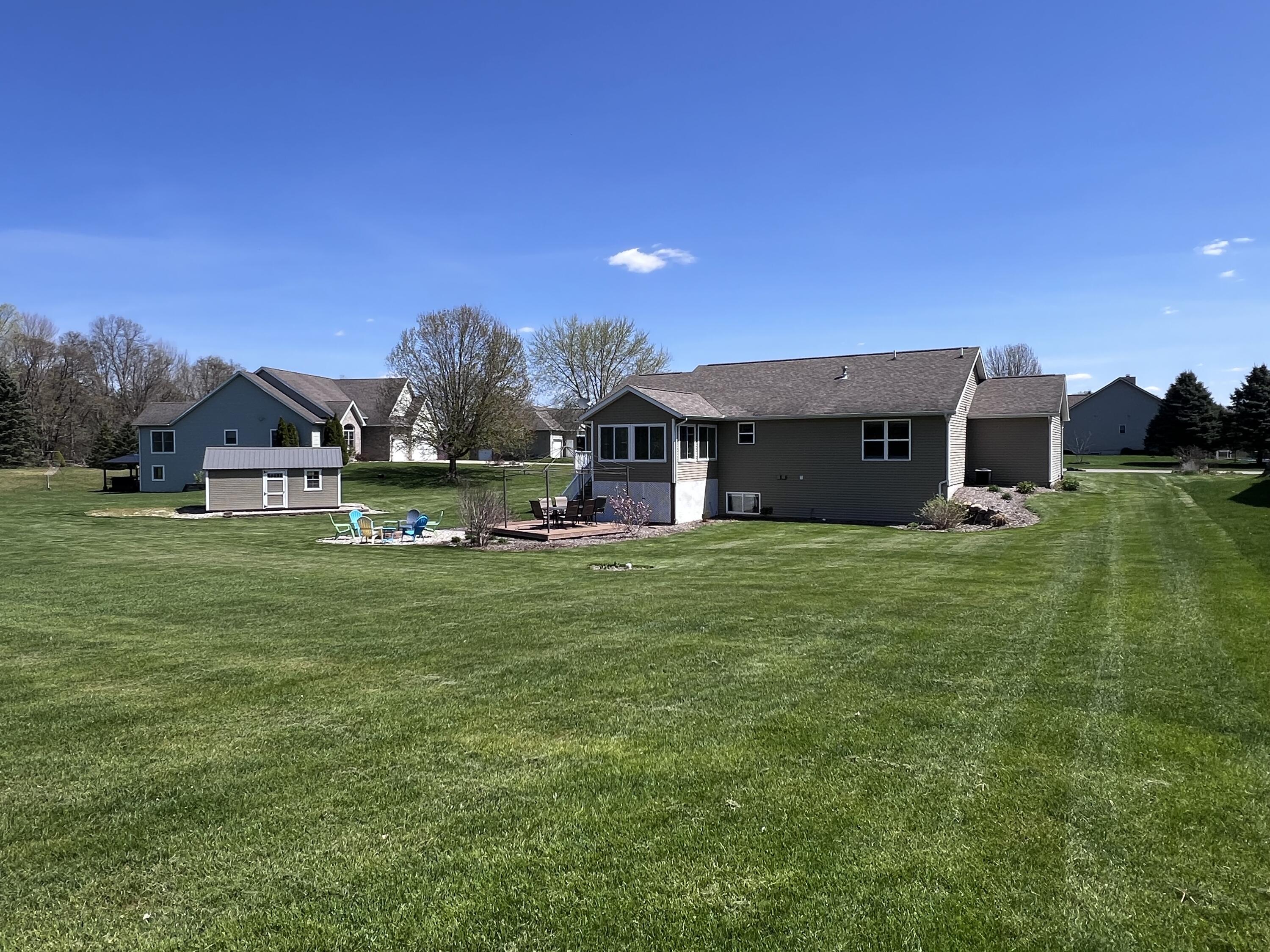 7176 Riesling Street Mattawan, MI 49071 - Photo 36 of 38 IMG_5731