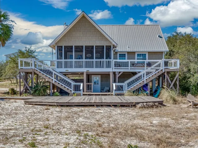 $699,000 | 7 Bass Street, Alligator Point, FL 32346