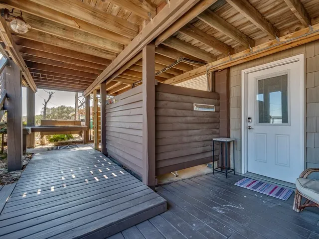 $699,000 | 7 Bass Street, Alligator Point, FL 32346