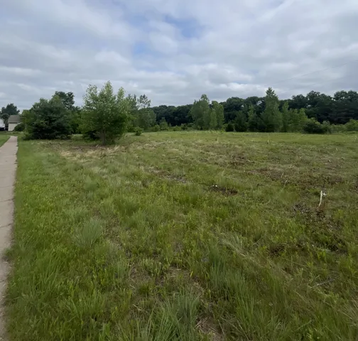 $615,000 | 7920 Lake Drive, Circle Pines, MN 55014