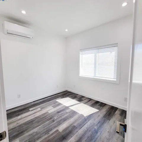 $3,050 | 110 South 37th Street, Richmond, CA 94804