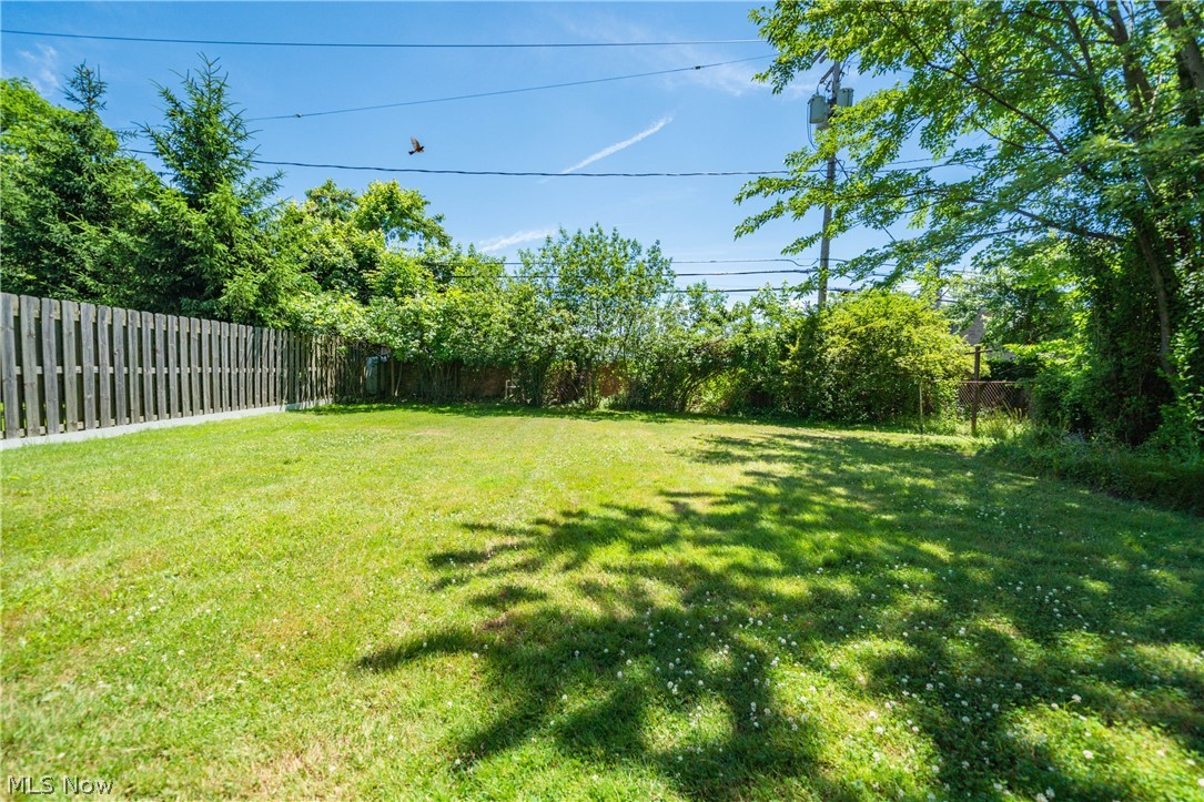 4492 Greenwold Road South Euclid, OH 44121 - Photo 27 of 28