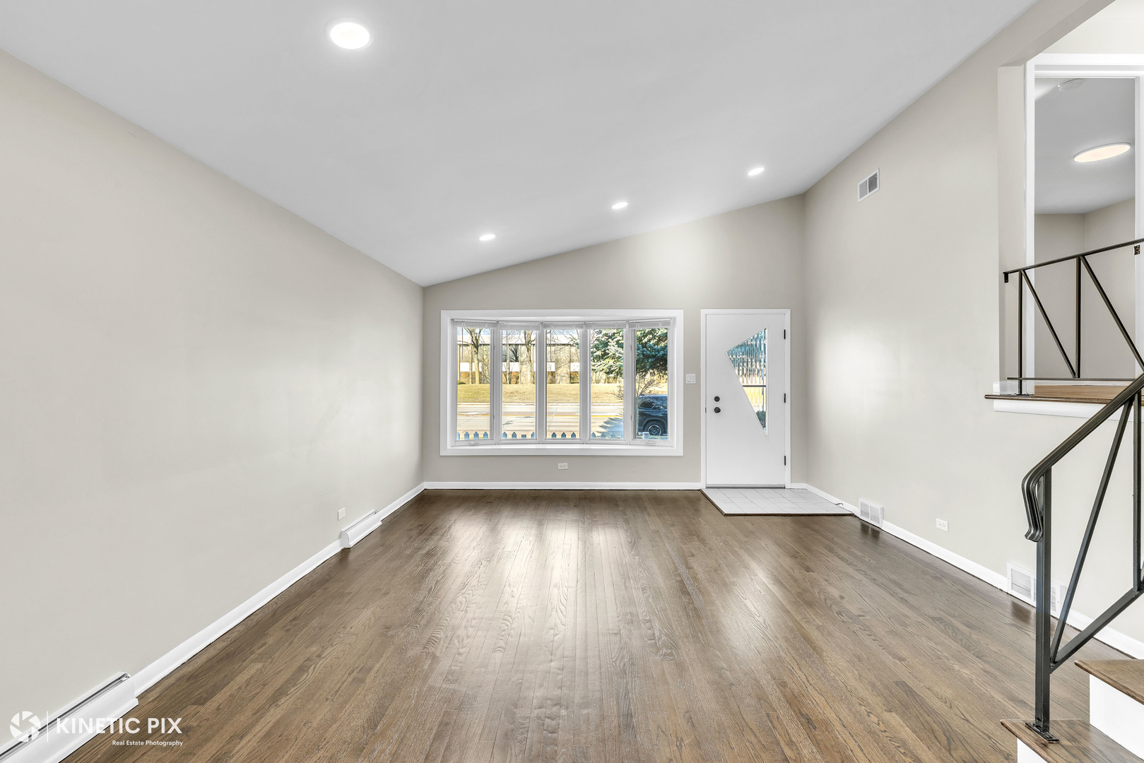 11011 Roosevelt Road Westchester, IL 60154 - Photo 10 of 40