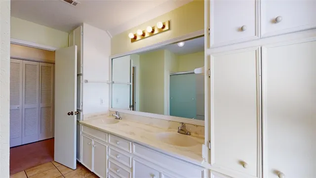 $365,000 | 3004 Gleneagles Court, Bryan, TX 77802