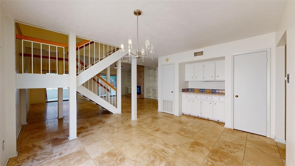 3004 Gleneagles Court Bryan, TX 77802 - Photo 6 of 38 a view of entryway and hall
