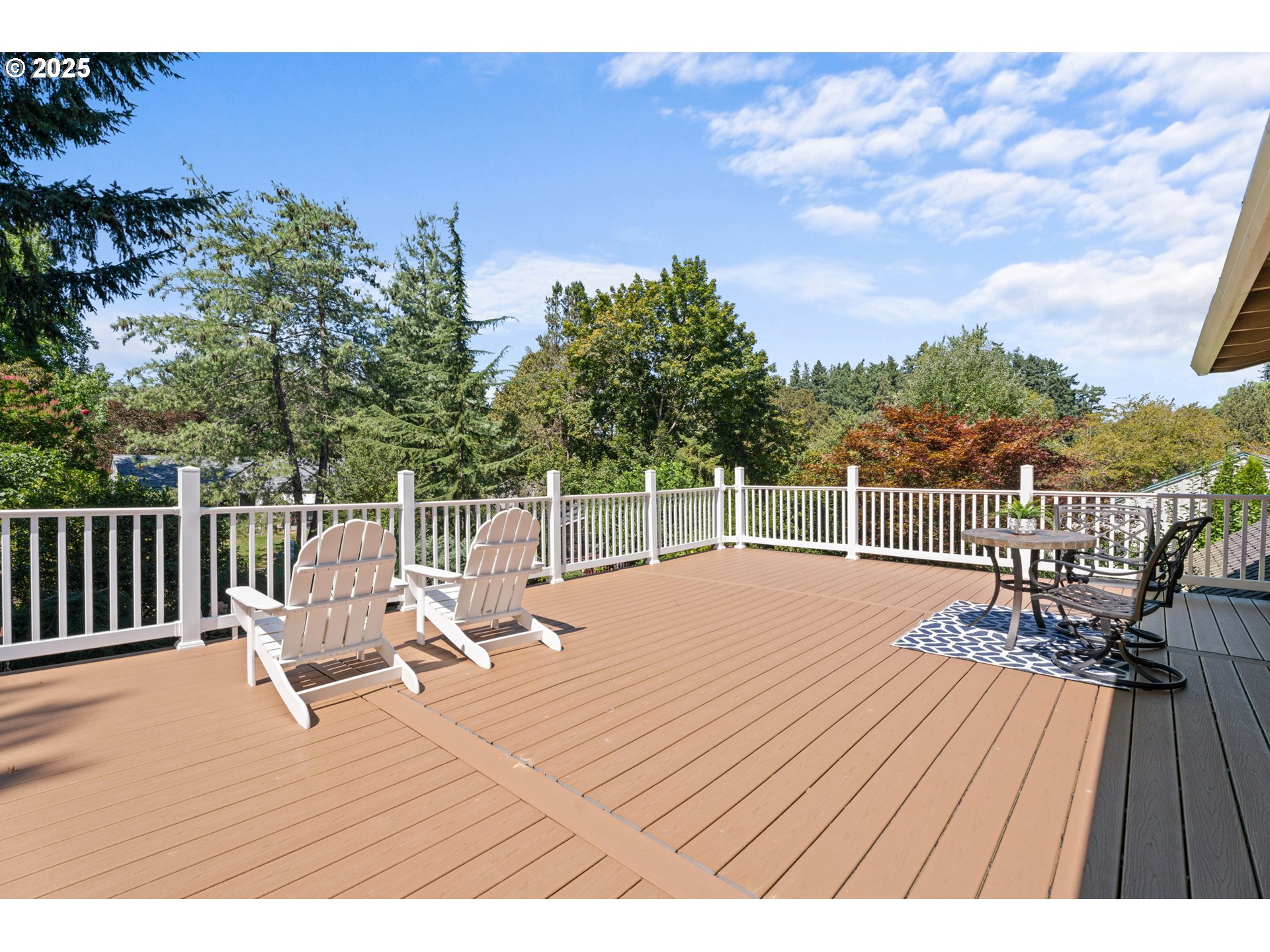 7225 Southwest Juniper Terrace Beaverton, OR 97008 - Photo 35 of 47 Deck