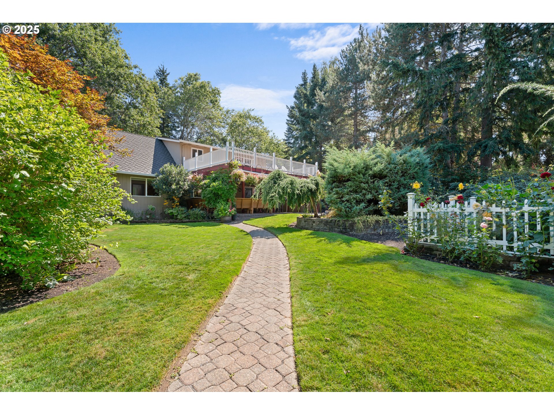 7225 Southwest Juniper Terrace Beaverton, OR 97008 - Photo 6 of 47 Yard