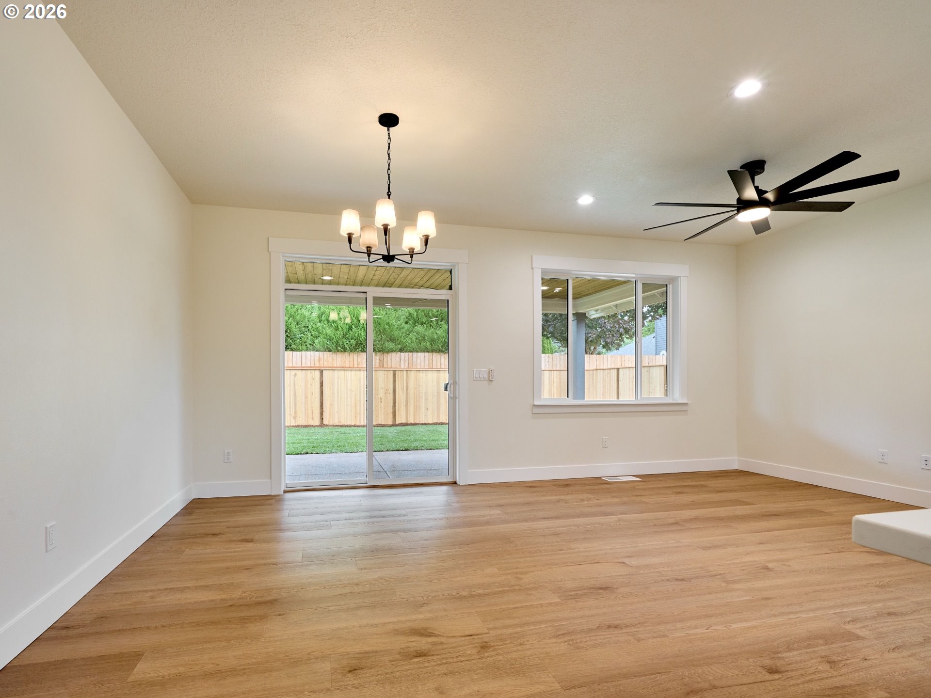 2589 North Lydia Loop Hubbard, OR 97032 - Photo 10 of 47 Gallery Image 10